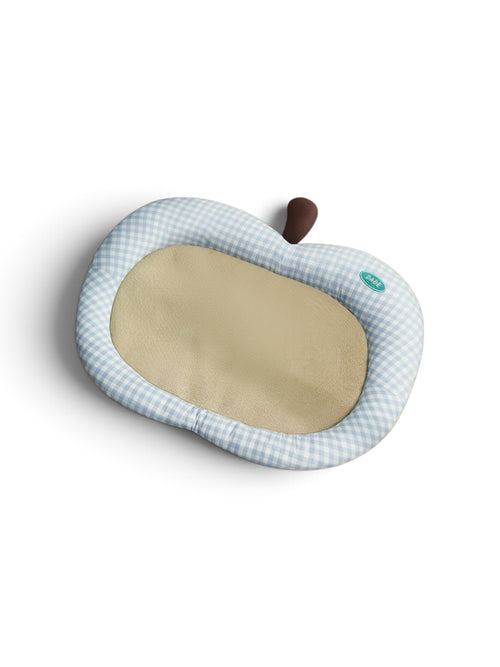 Nekono Babe cooling rattan cat pad in apple-shaped blue gingham design, top view